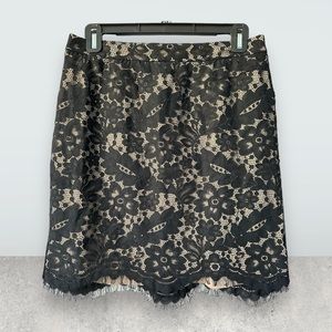 Scalloped Black Floral Lace Lined Stretch Mini Skirt - Medium NWT Never Worn